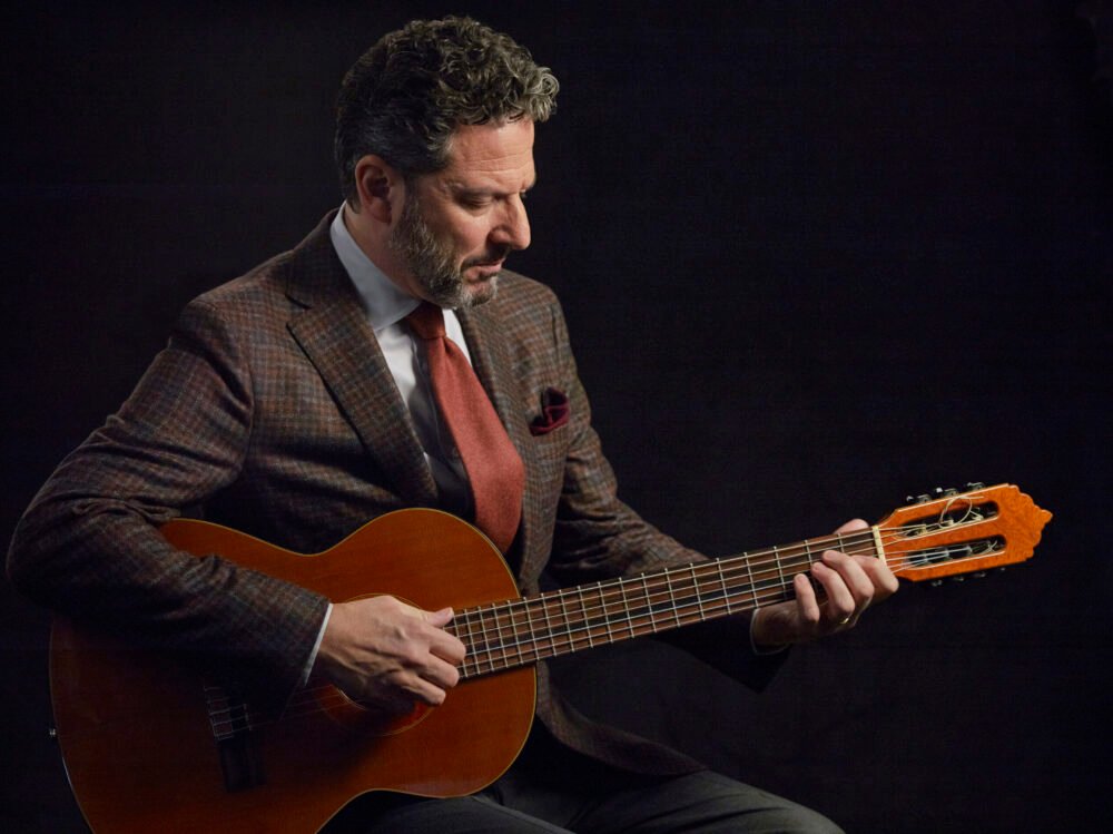 John Pizzarelli celebra 40 anos de carreira em show inédito no Palácio das ArtesConcerto integra a edição comemorativa dos 18 anos do Vijazz & Blues Festival